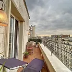 Very Nice Top Floor Studio With Terrace Paris 17Th