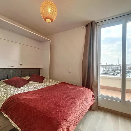 Very Floor Studio With Terrace 17th Parigi